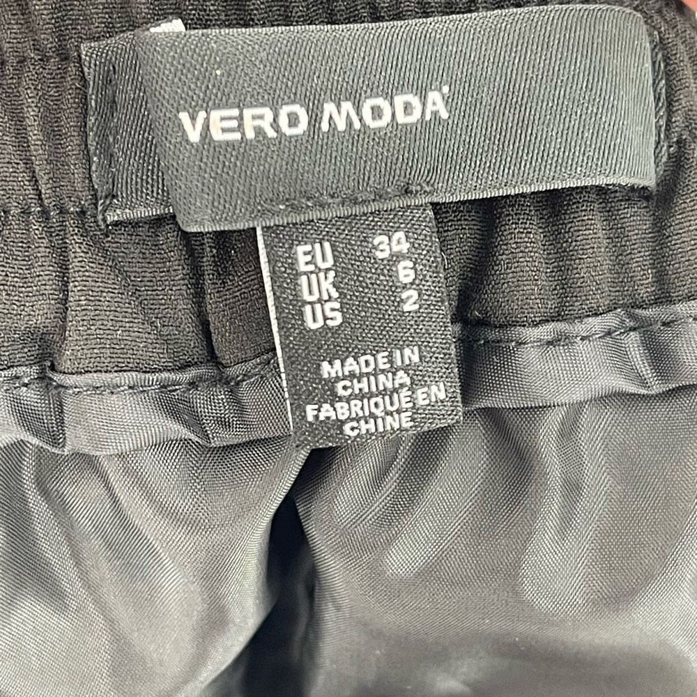 Vero Moda Dani Tulip High Waisted Mini Skirt Lined Elastic Waist Black Women 2 - Picture 6 of 9